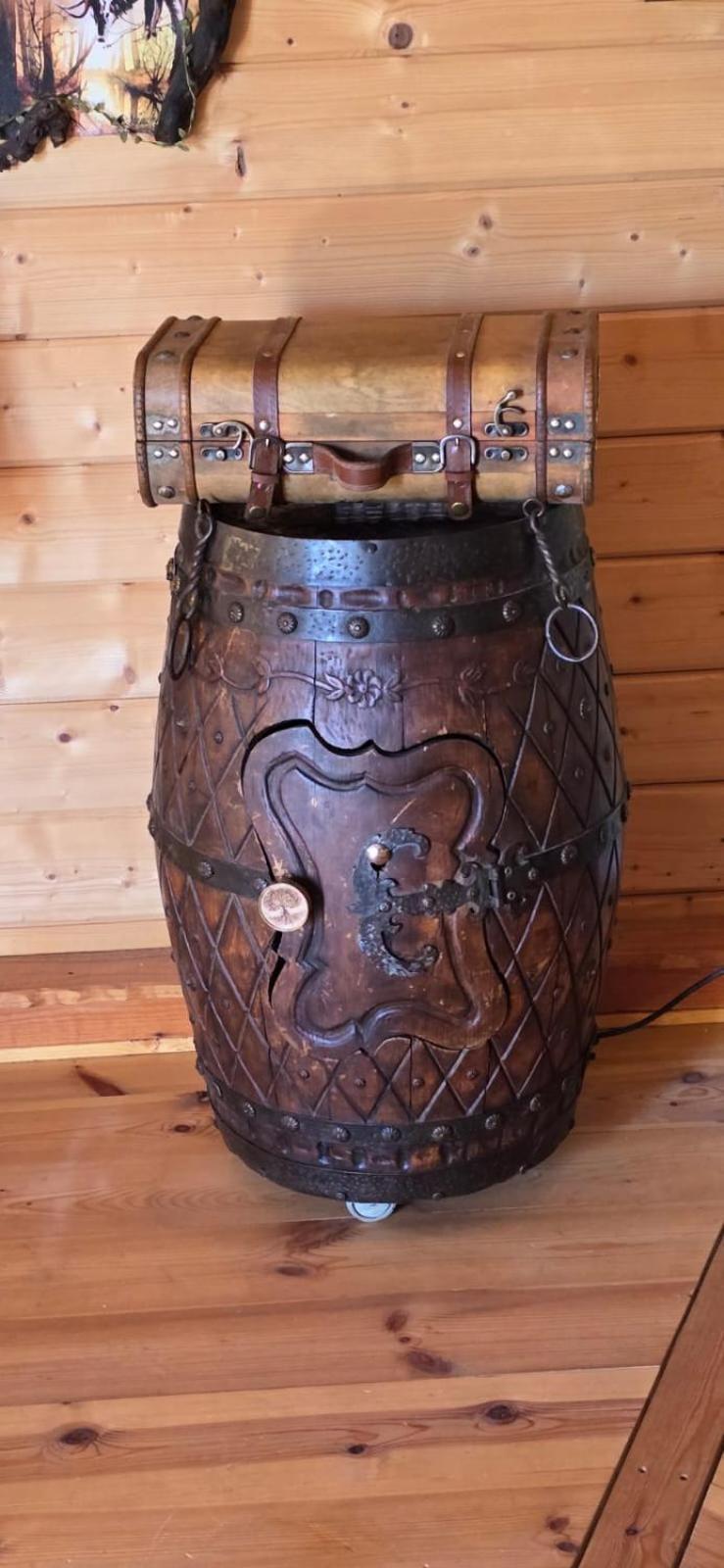 La Chaumiere Magique Des Elfes Et Ses Enigmes Bed & Breakfast Servas  Bagian luar foto